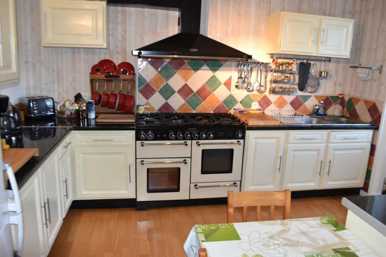 Maison Spacieuse Entre La Ville Et La Cote Saint-Martin-des-Champs  Zewnętrze zdjęcie